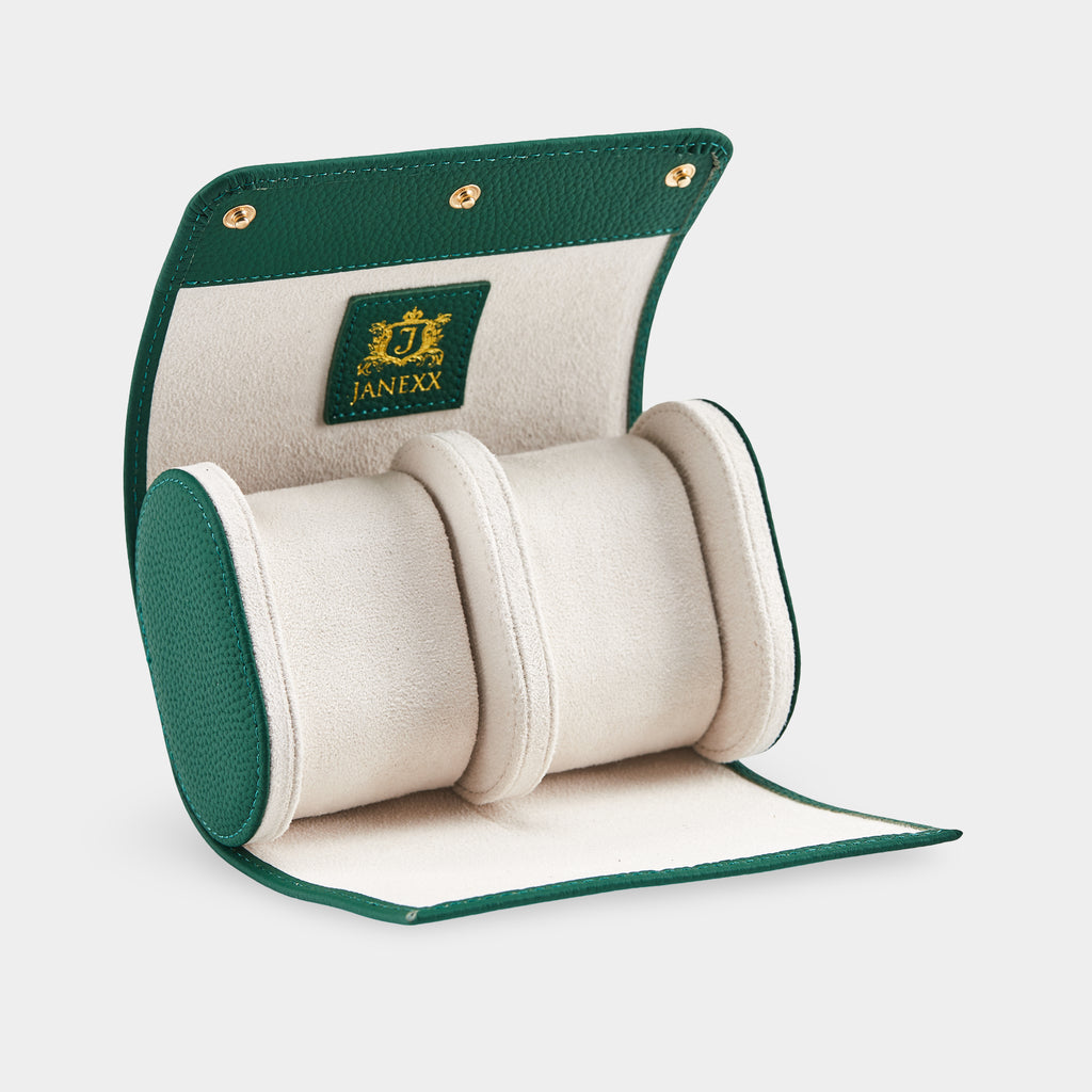 Janexx Leder Uhrenetui für 2 Uhren – Waldgrün
Janexx Uhrenrolle aus Leder – Premium Qualität
Innenpolster Uhrenetui – sicherer Schutz für Armbanduhren