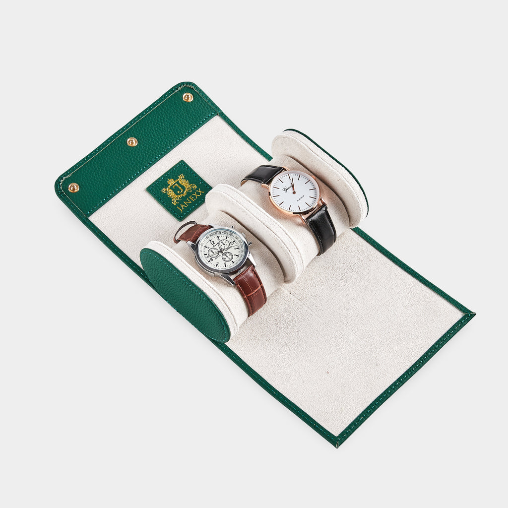 Janexx Leder Uhrenetui für 2 Uhren – Waldgrün
Janexx Uhrenrolle aus Leder – Premium Qualität
Innenpolster Uhrenetui – sicherer Schutz für Armbanduhren