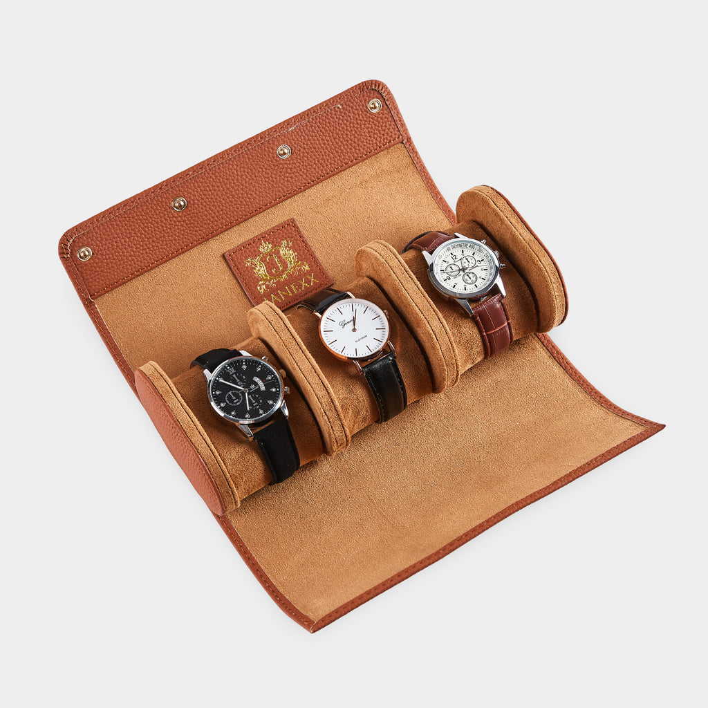 Janexx Leder Uhrenetui für 3 Uhren – Cognac
Janexx Uhrenrolle aus Leder – Premium Qualität
Innenpolster Uhrenetui – sicherer Schutz für Armbanduhren